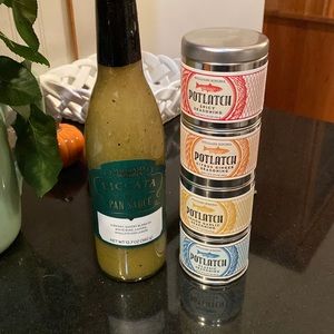 Williams Sonoma Piccata Sauce and Spice Rub collection. Sealed.